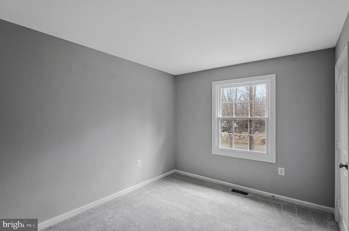 11910 Shirley Avenue photo 15