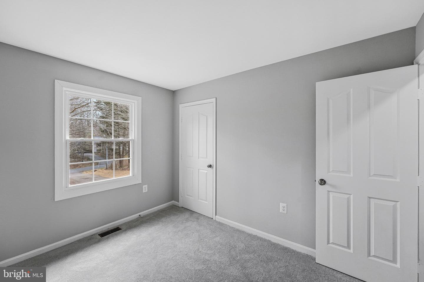 11910 Shirley Avenue photo 16