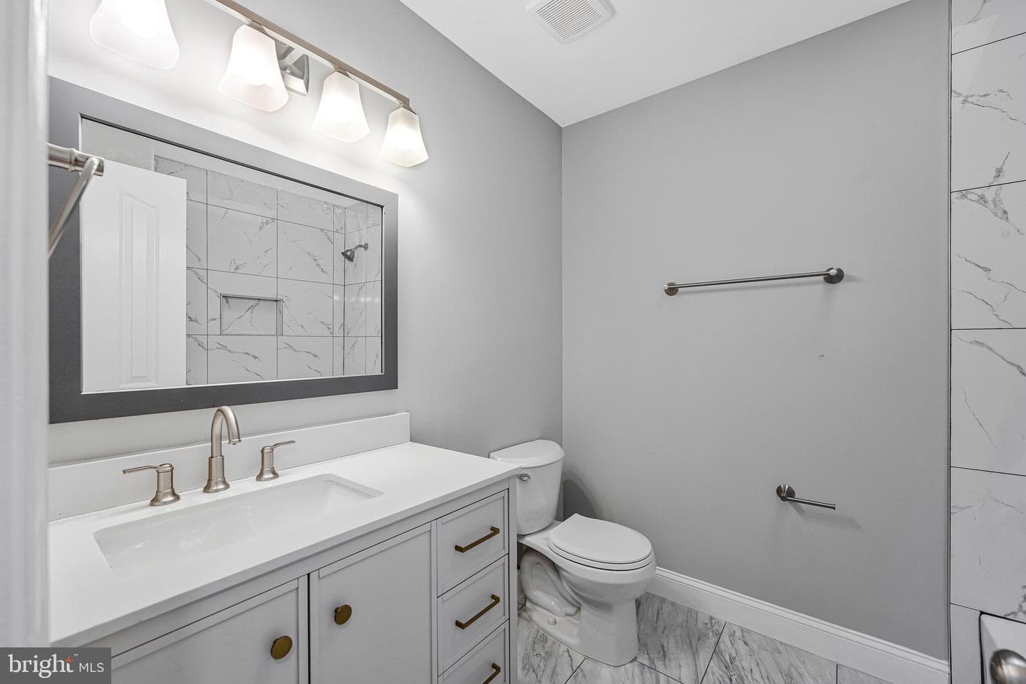 11910 Shirley Avenue photo 18