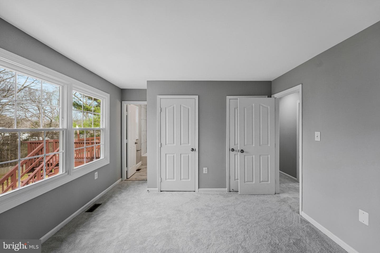 11910 Shirley Avenue photo 9