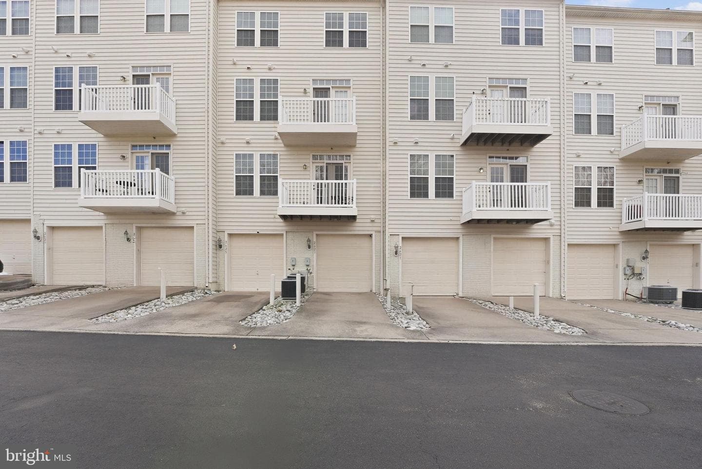 2623 Eastbourne Drive #285 photo 23