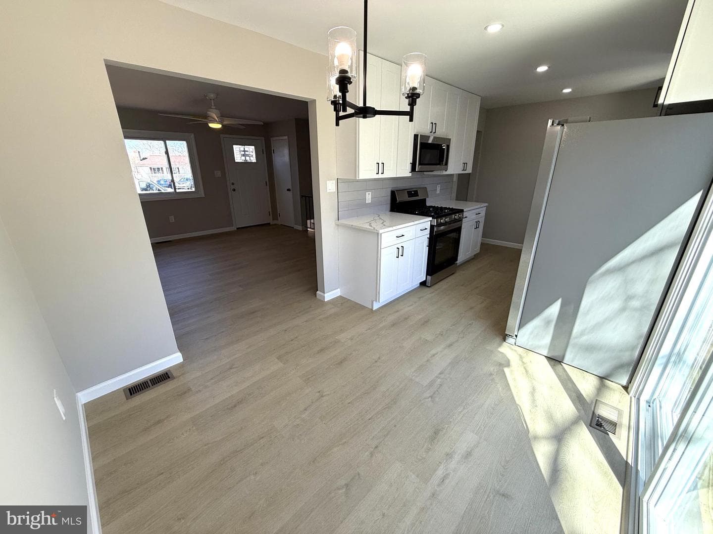 7405 Albemarle Drive photo 12
