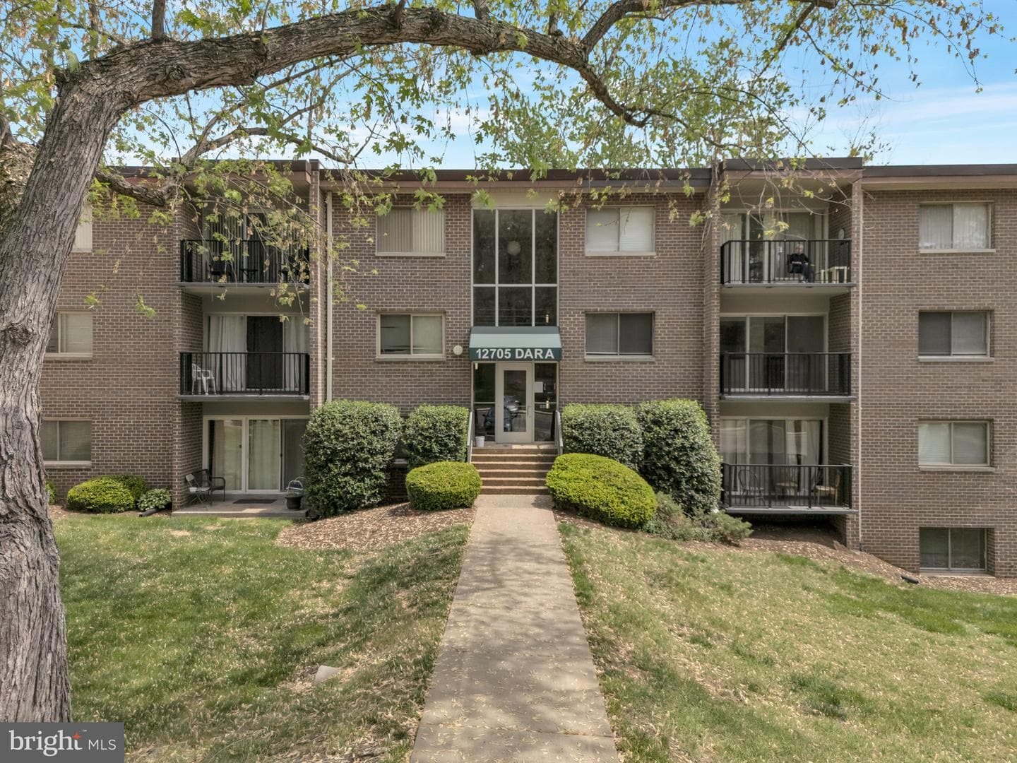12705 Dara Drive #t3, Woodbridge