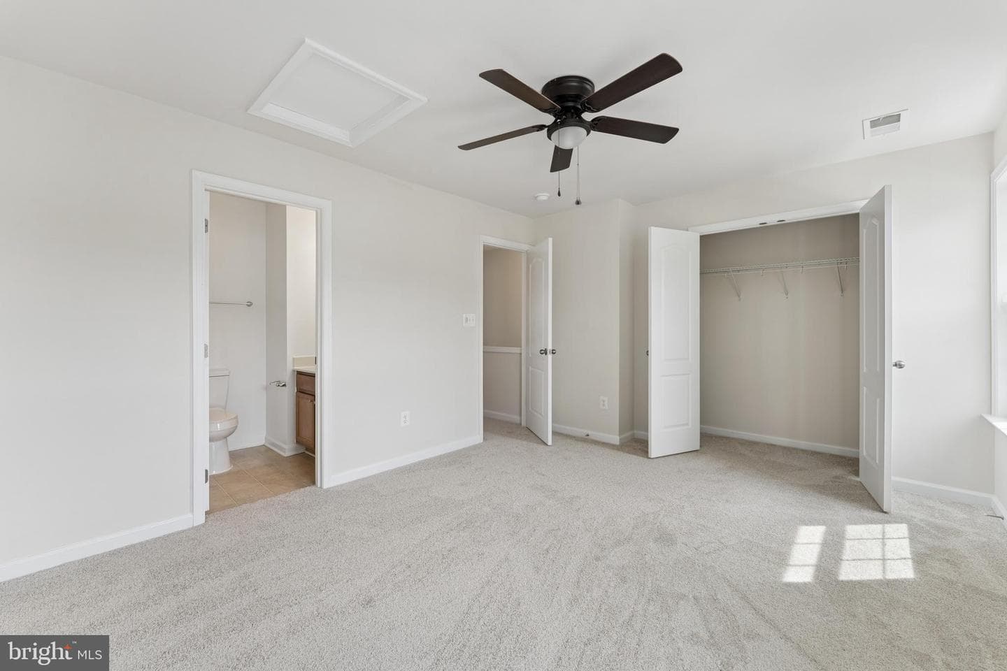 2918 Truffle Oak Place photo 16