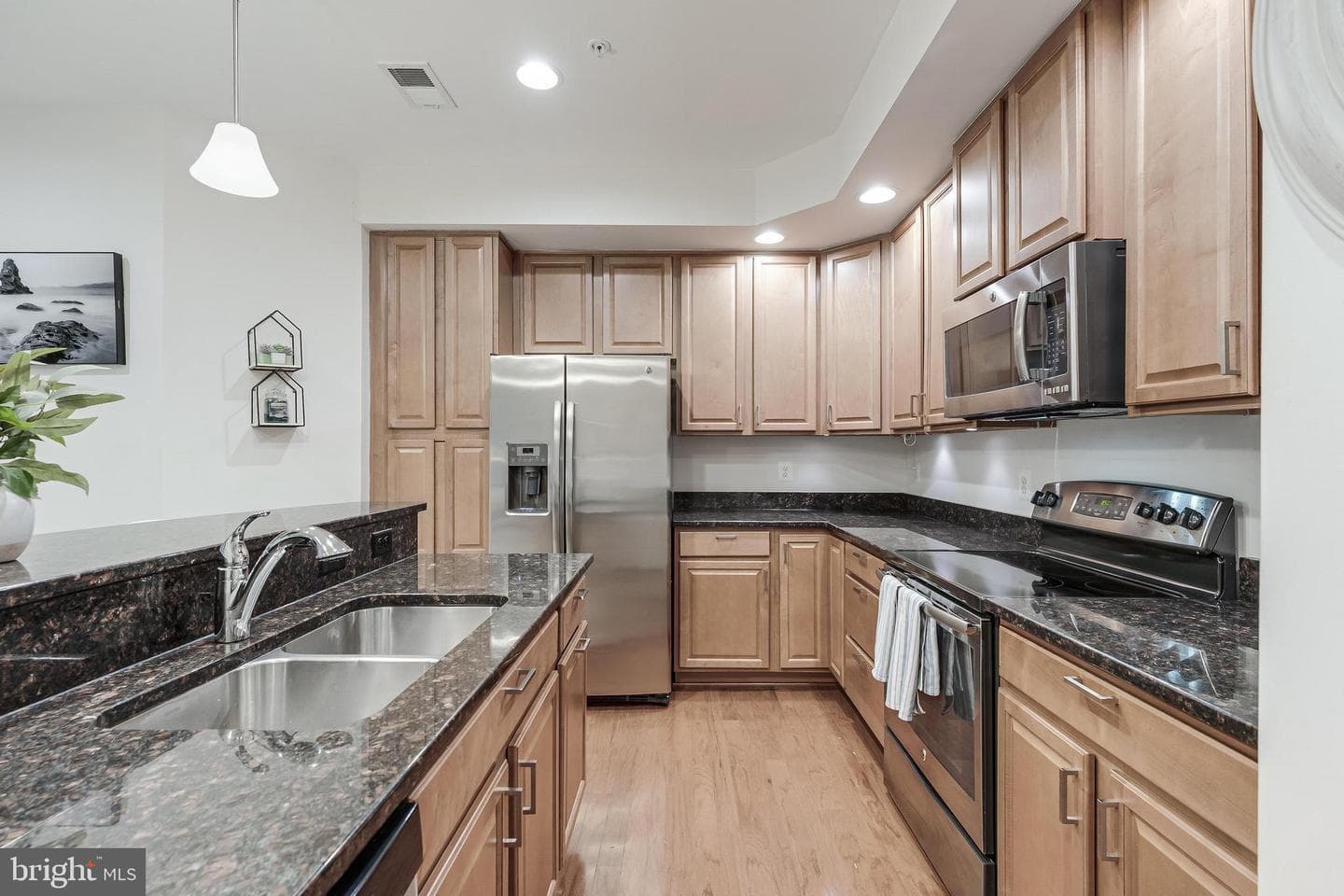 6908 Kona Drive photo 15