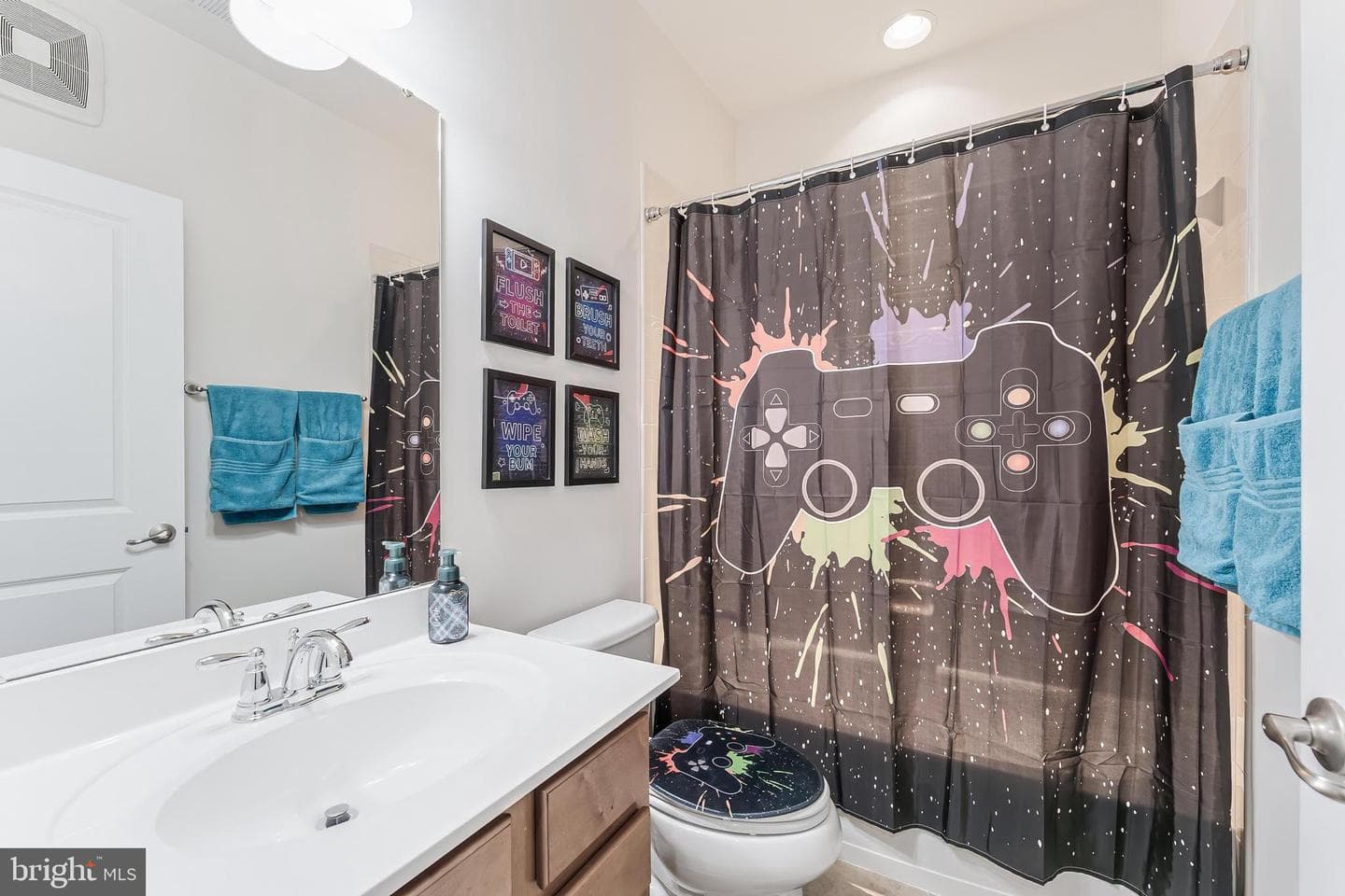 6908 Kona Drive photo 22