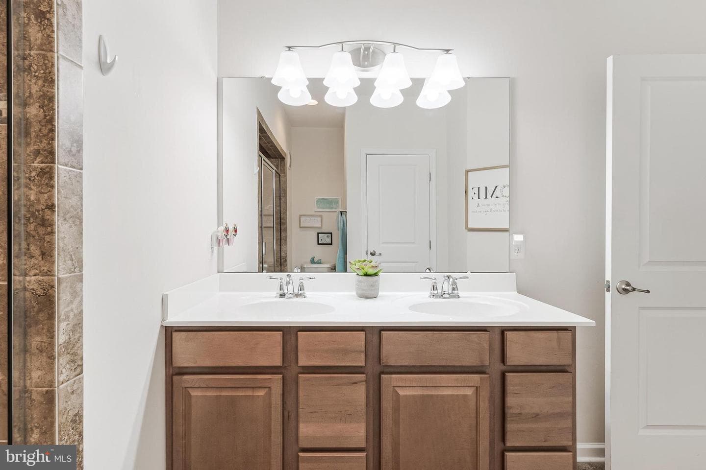 6908 Kona Drive photo 36