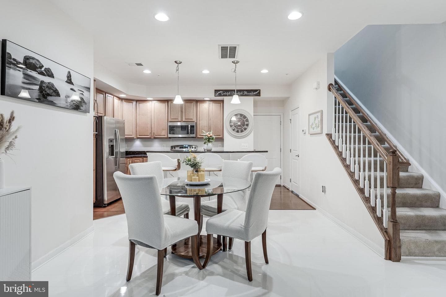 6908 Kona Drive photo 8