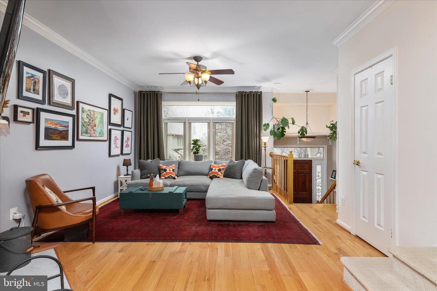 124 E Colonial Drive photo 3