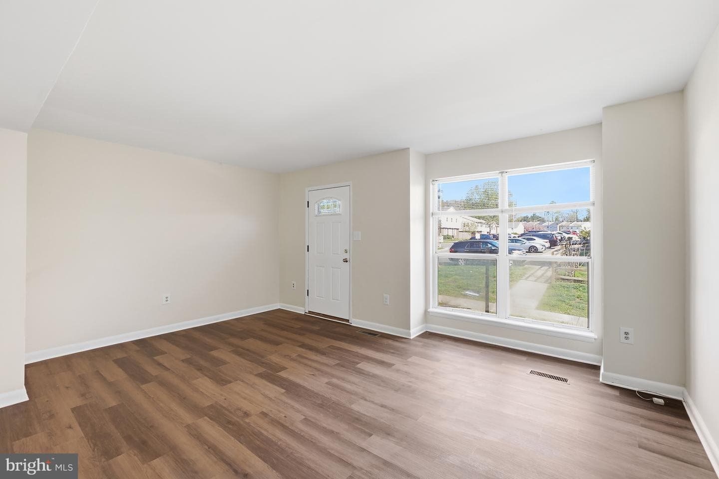 14839 Ensor Court photo 6