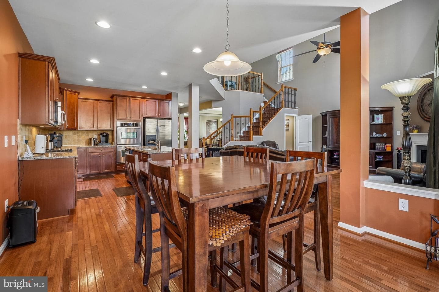 8716 Raleigh Mews photo 14