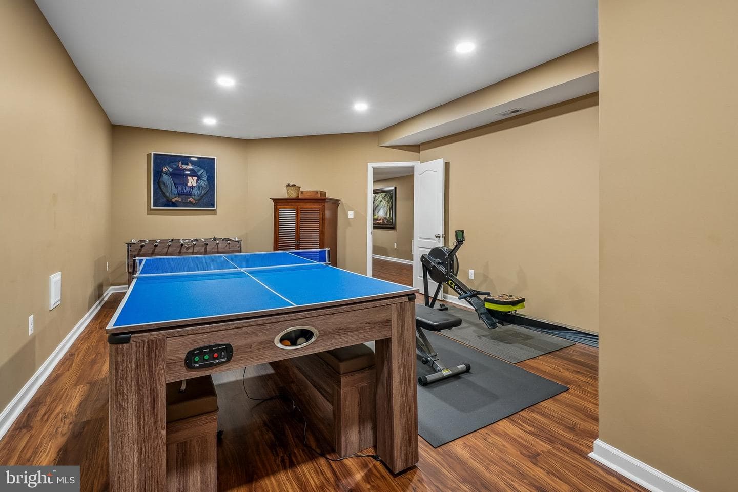 8716 Raleigh Mews photo 33
