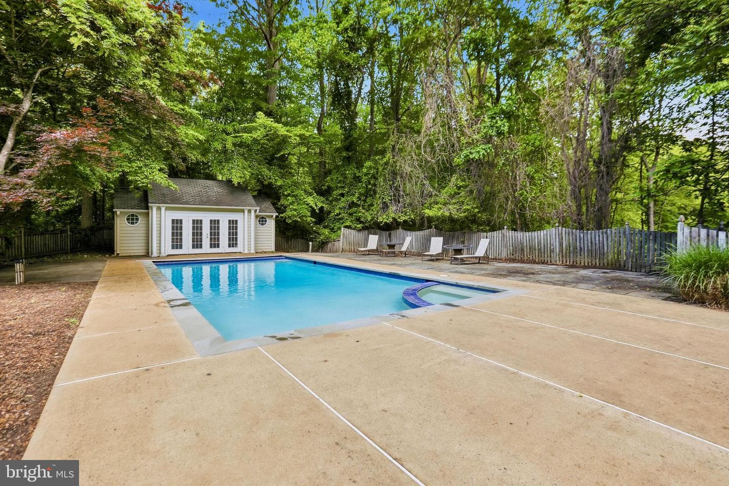 7008 Trappers Court photo 42