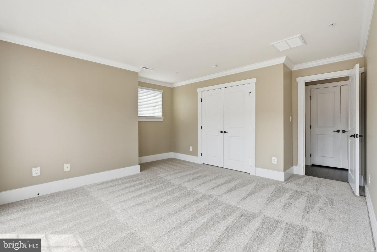 16956 Takeaway Lane photo 31