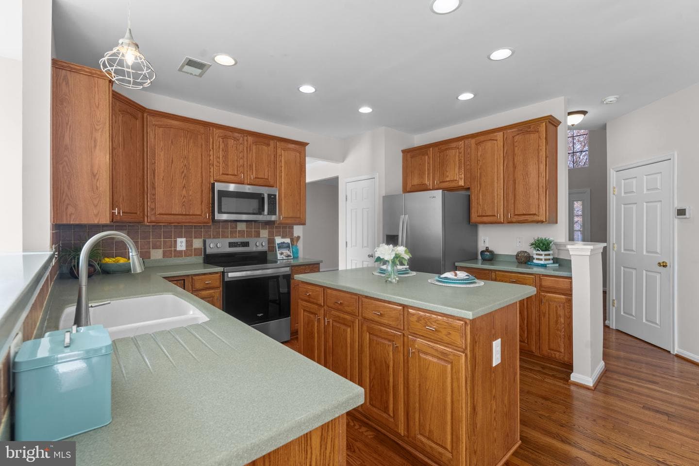 12288 Grimsby Lane photo 20
