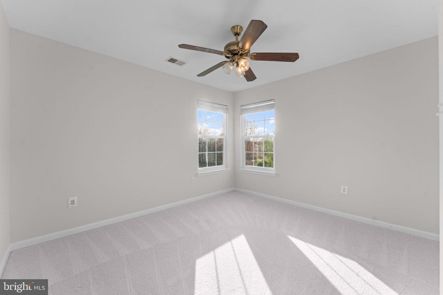 12288 Grimsby Lane photo 59