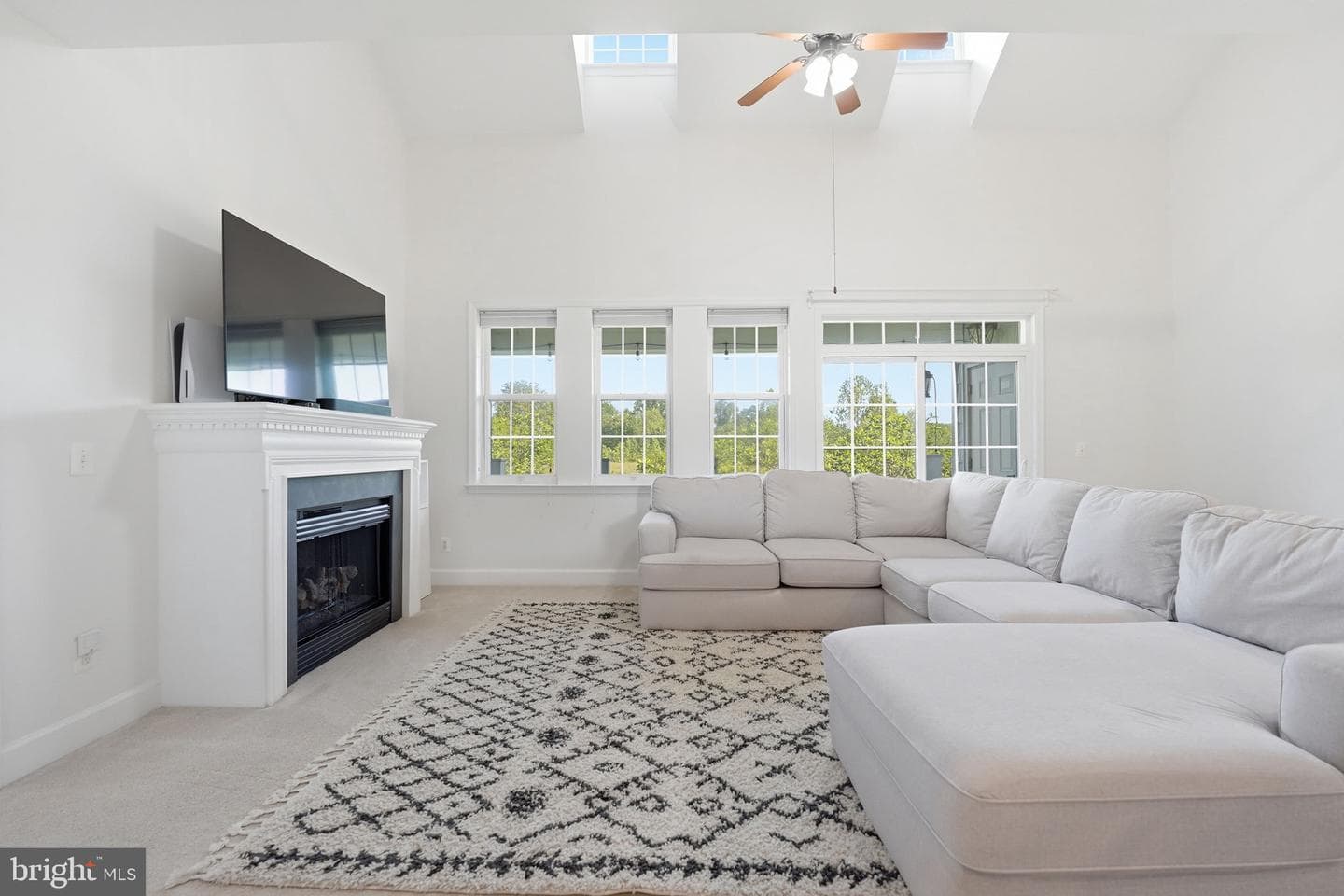 13940 Greendale Drive, Woodbridge