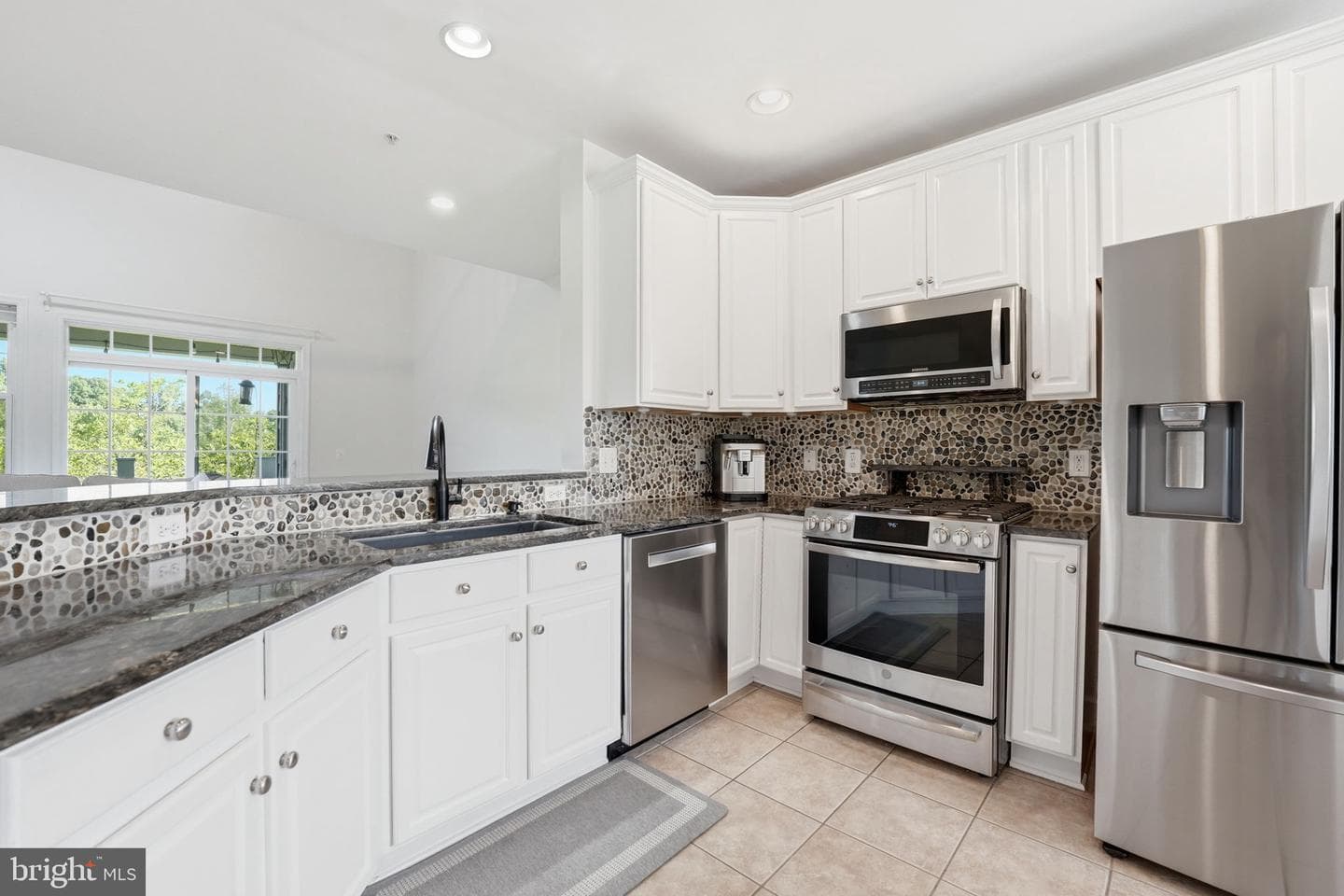 13940 Greendale Drive photo 11