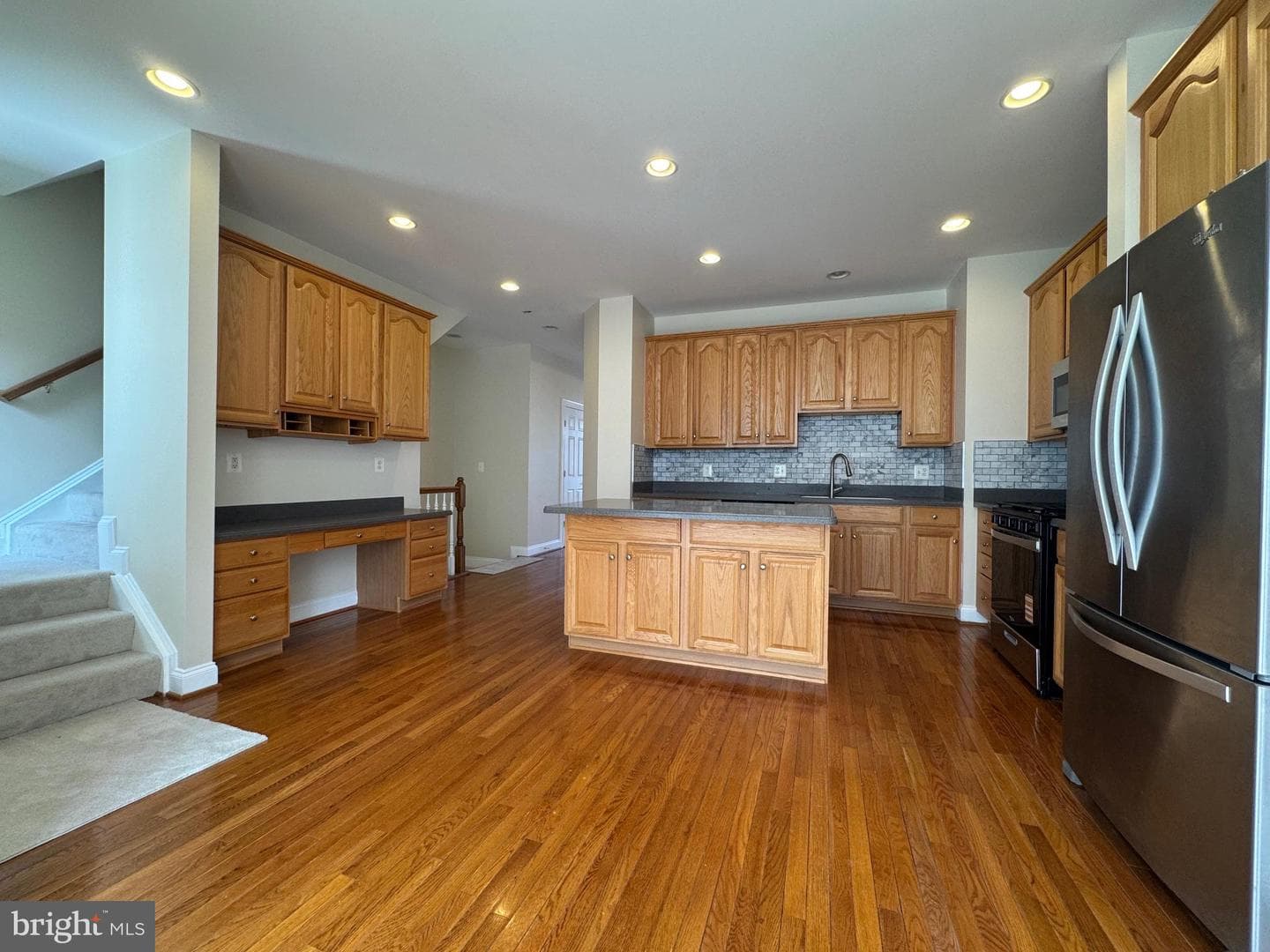6920 Stanwick Square photo 8