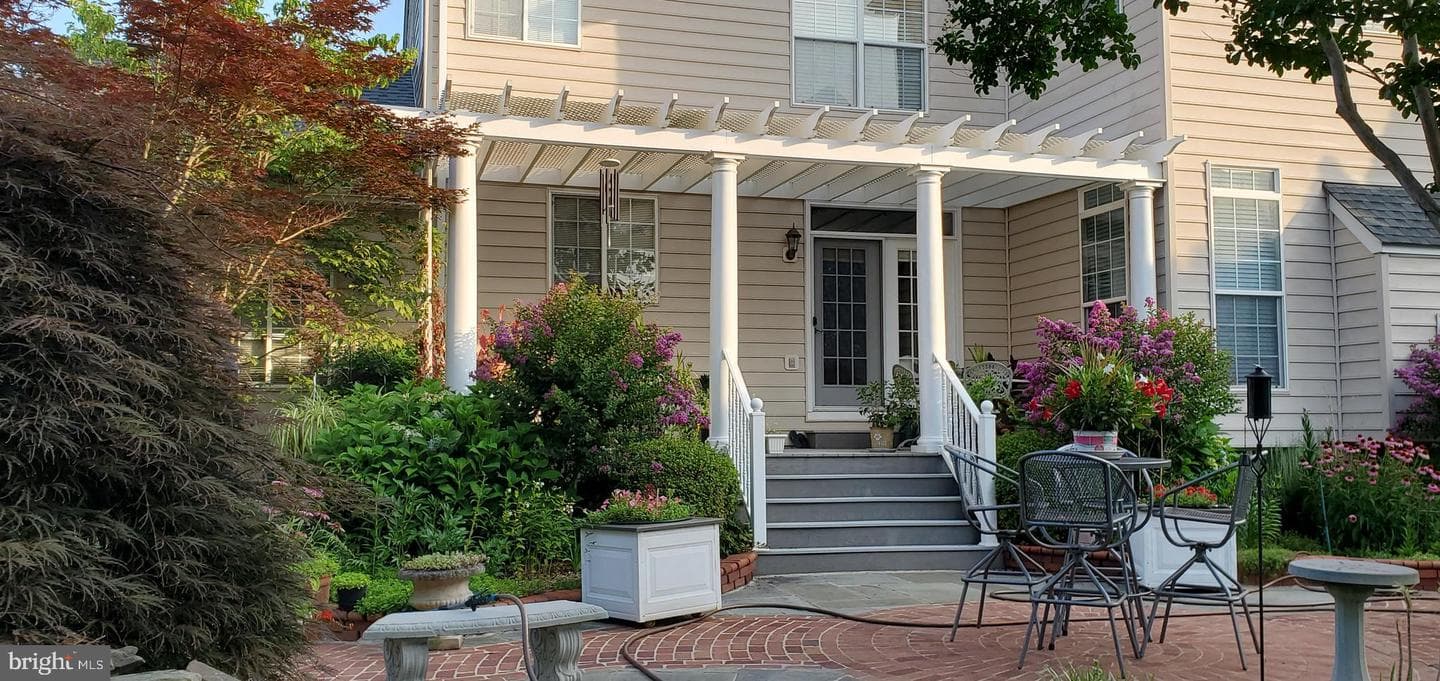 5725 Caribbean Court photo 6