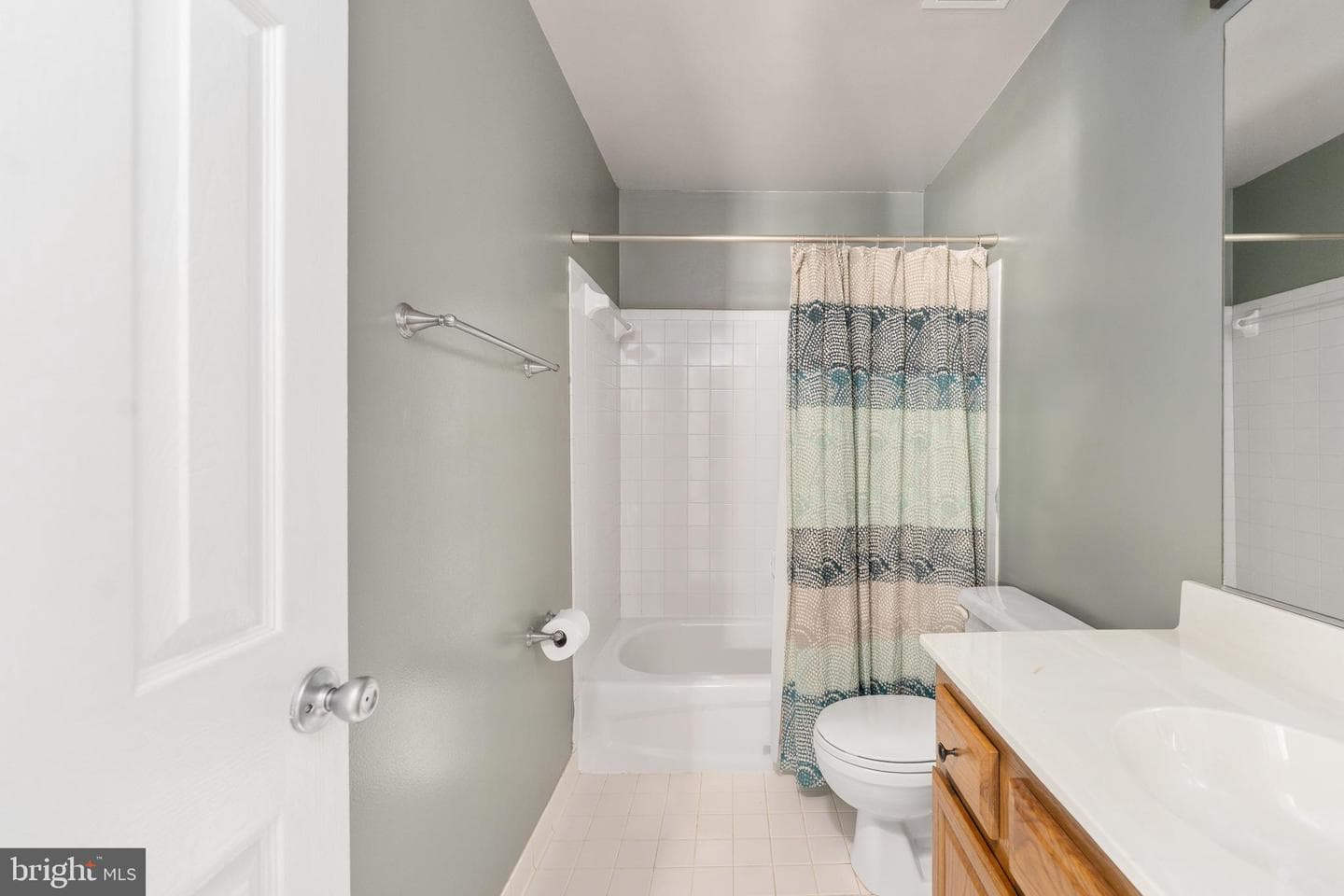 5568 Roundtree Drive photo 31