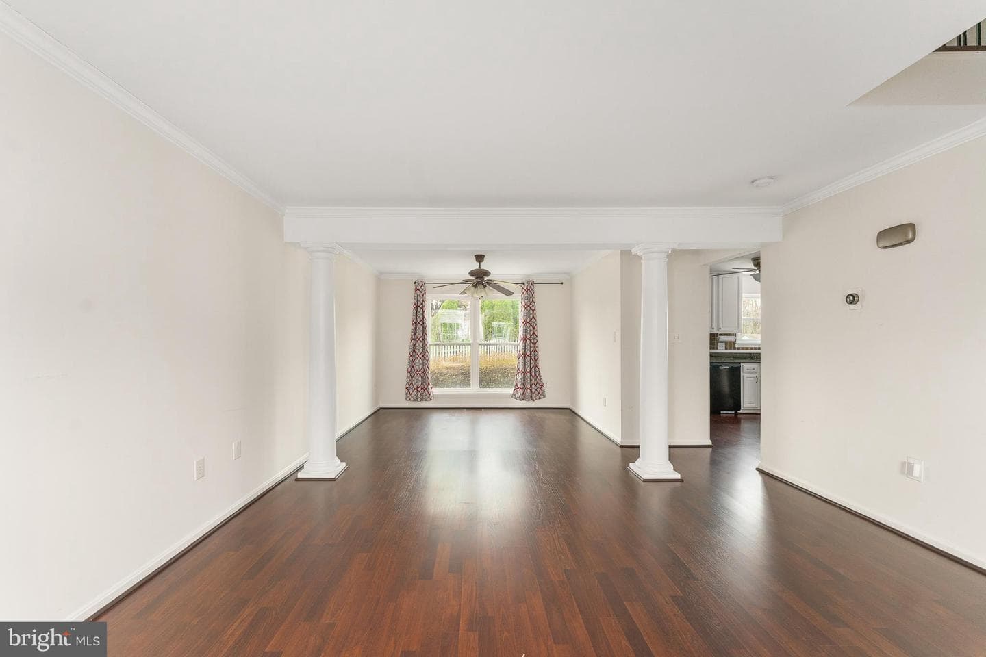 5568 Roundtree Drive photo 45