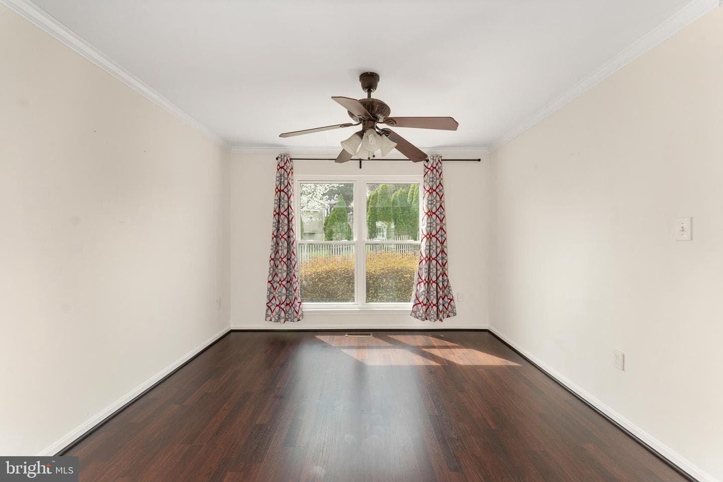 5568 Roundtree Drive photo 54