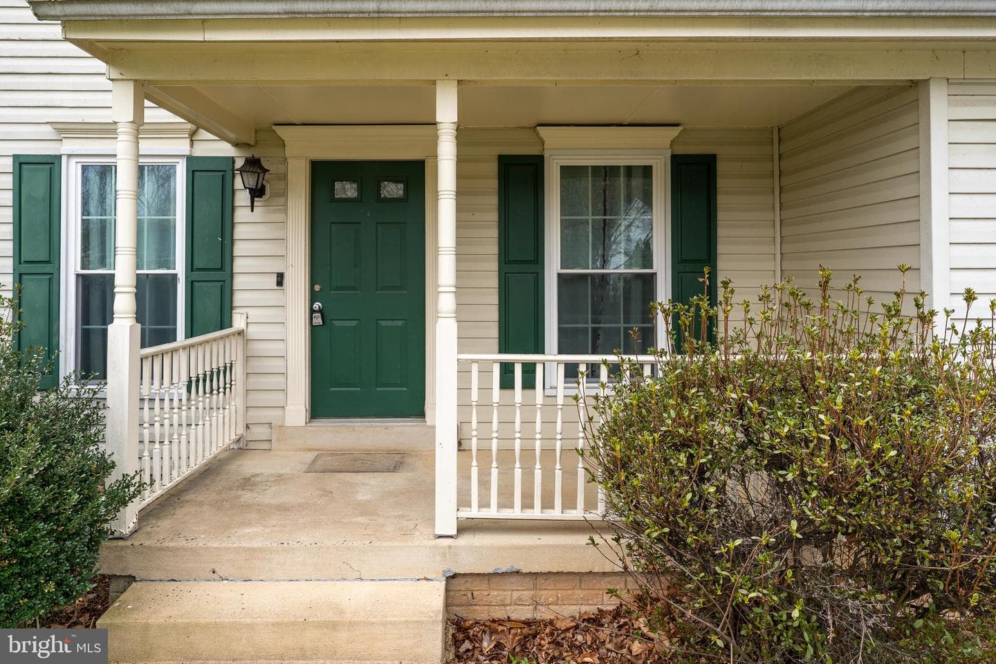 5568 Roundtree Drive photo 6