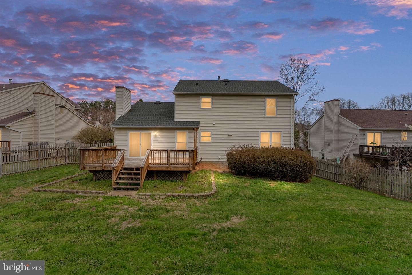 5568 Roundtree Drive photo 8