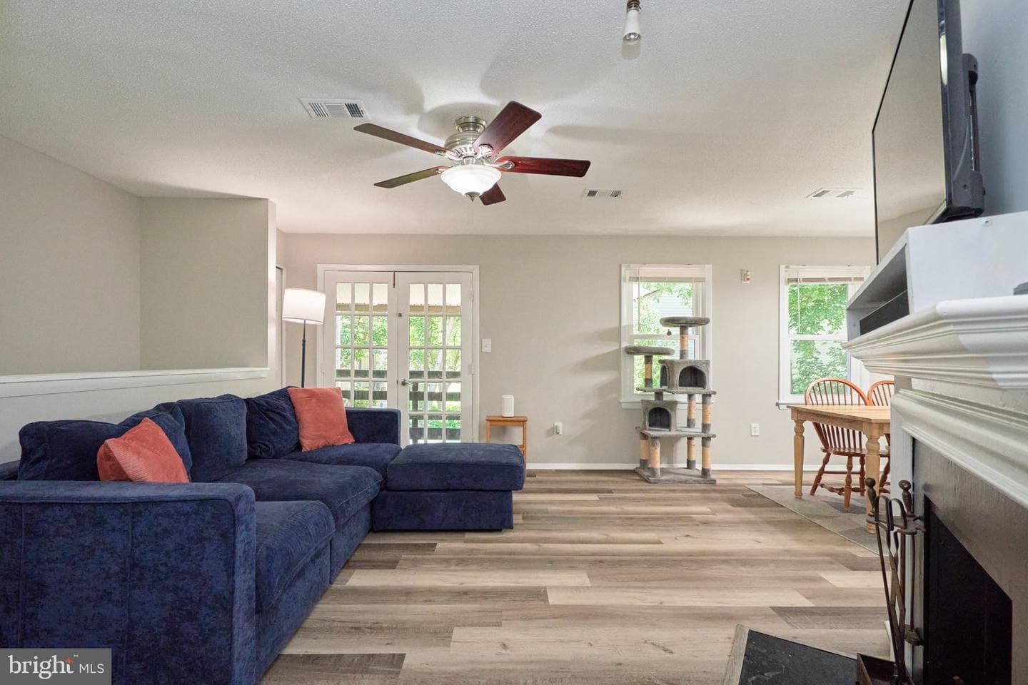2841 Chablis Circle photo 4
