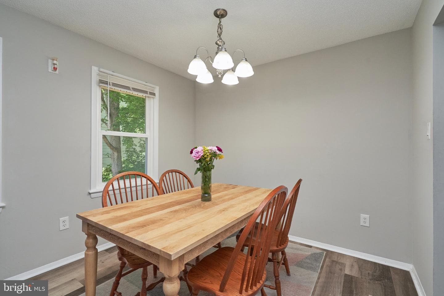 2841 Chablis Circle photo 8