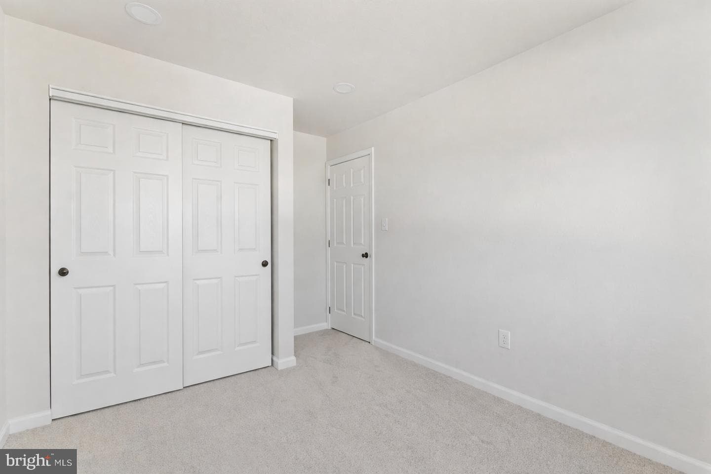 4612 Charlton Court photo 17