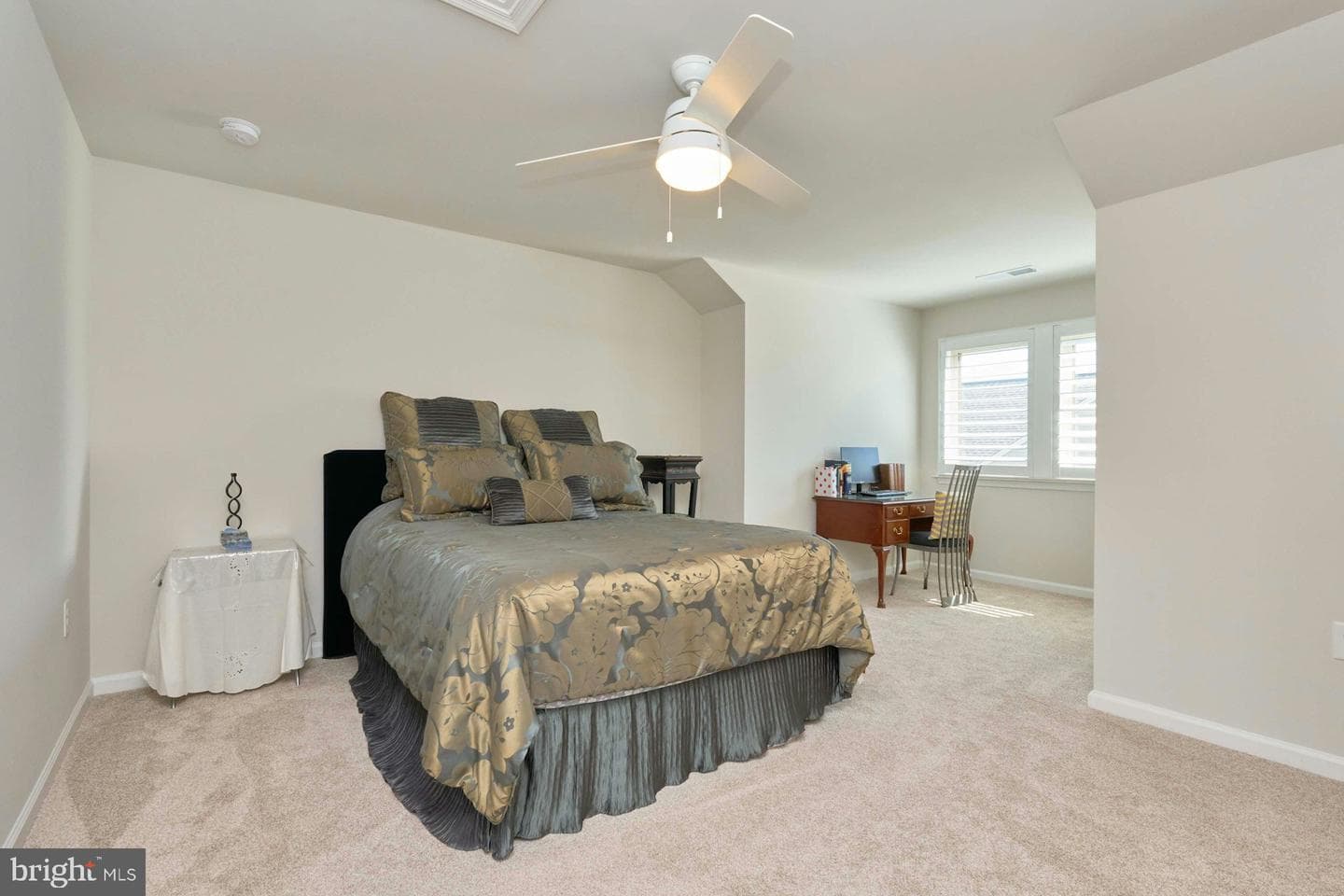 15563 Blue Lotus Lane photo 32