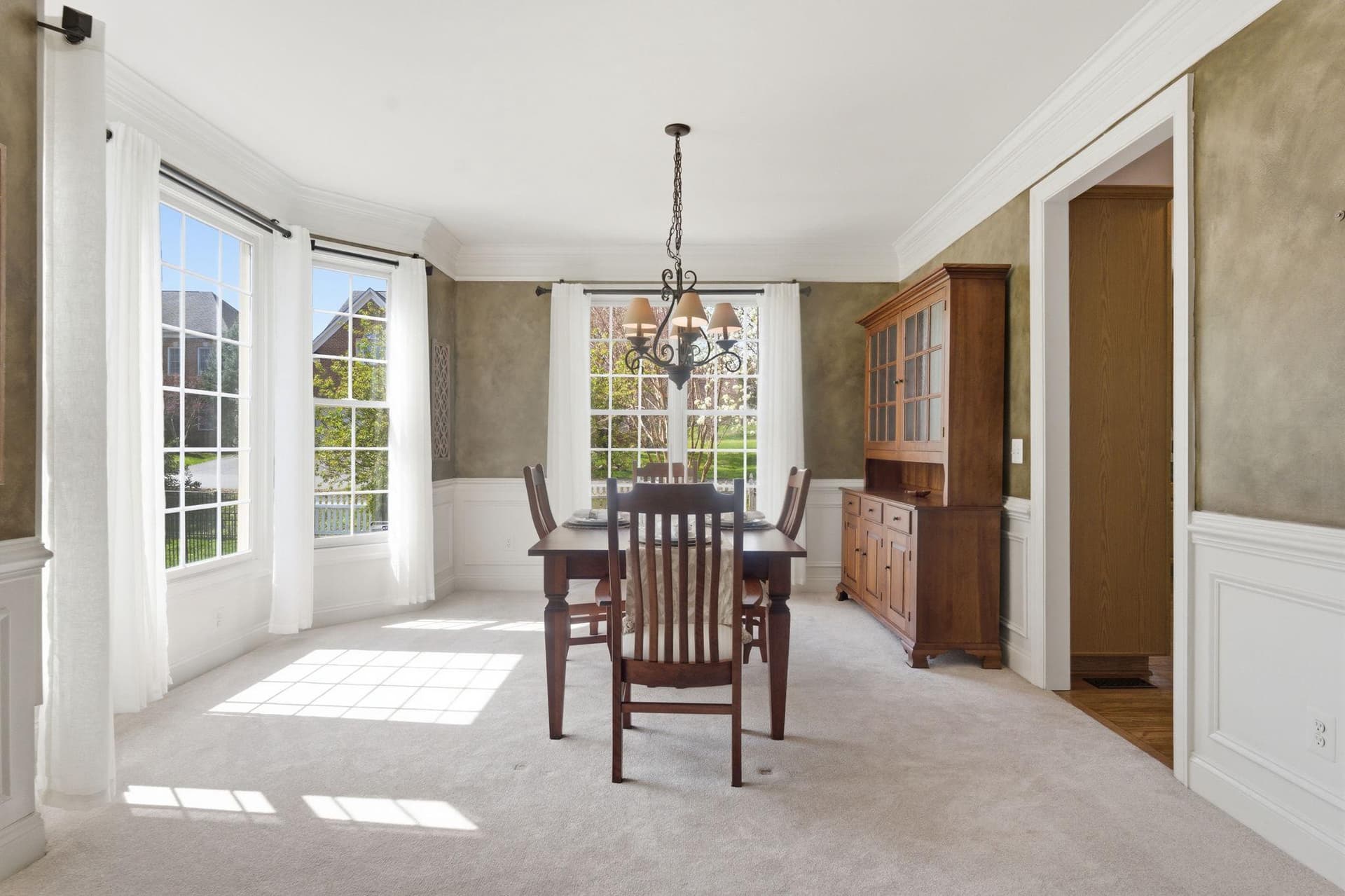 5440 Sherman Oaks Court photo 23