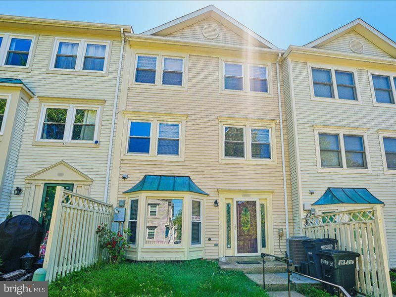 12123 Salemtown Drive photo 1