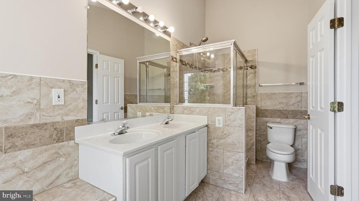 8100 Cerromar Way photo 23
