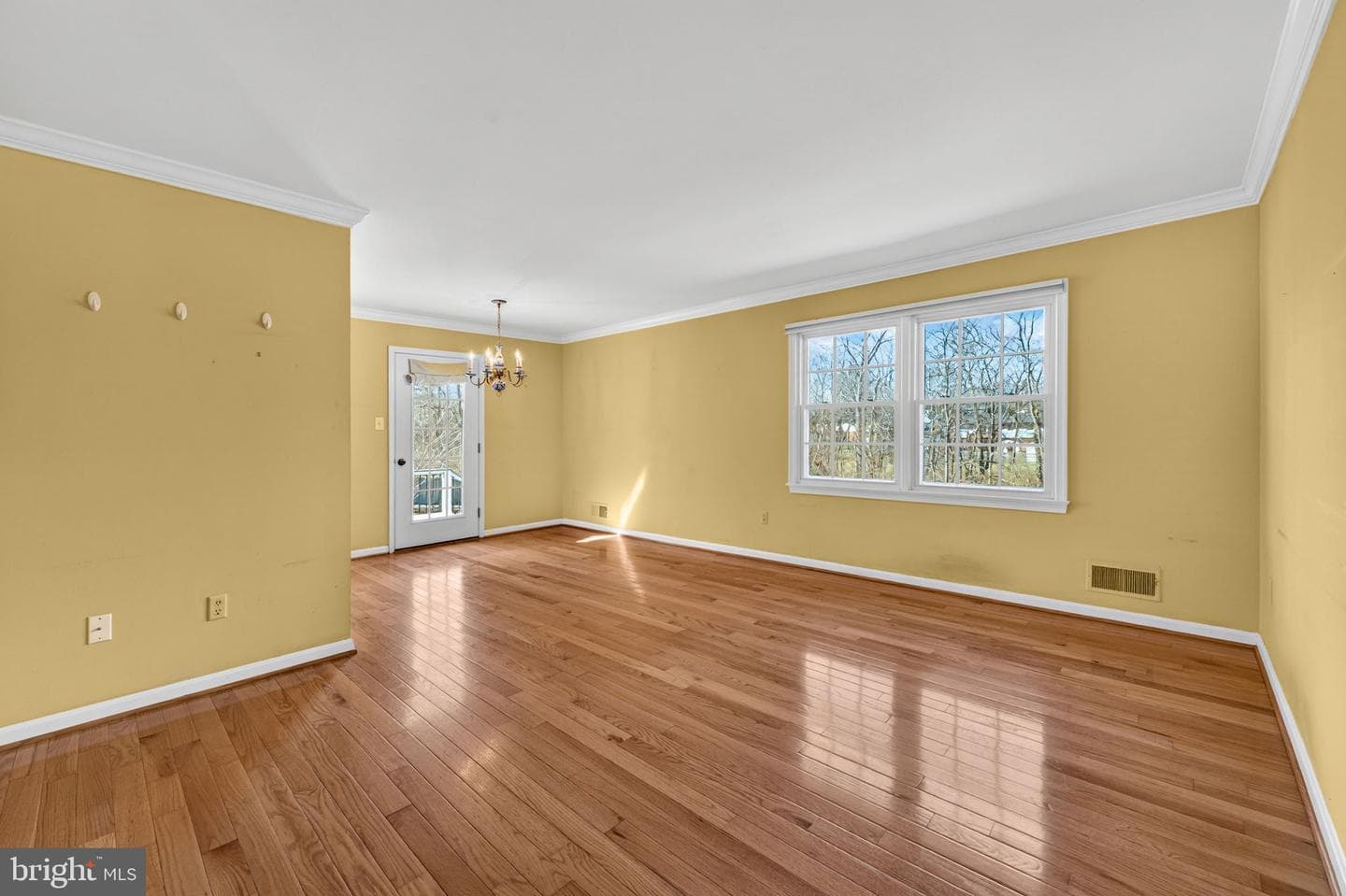 7510 Roxbury Avenue photo 10