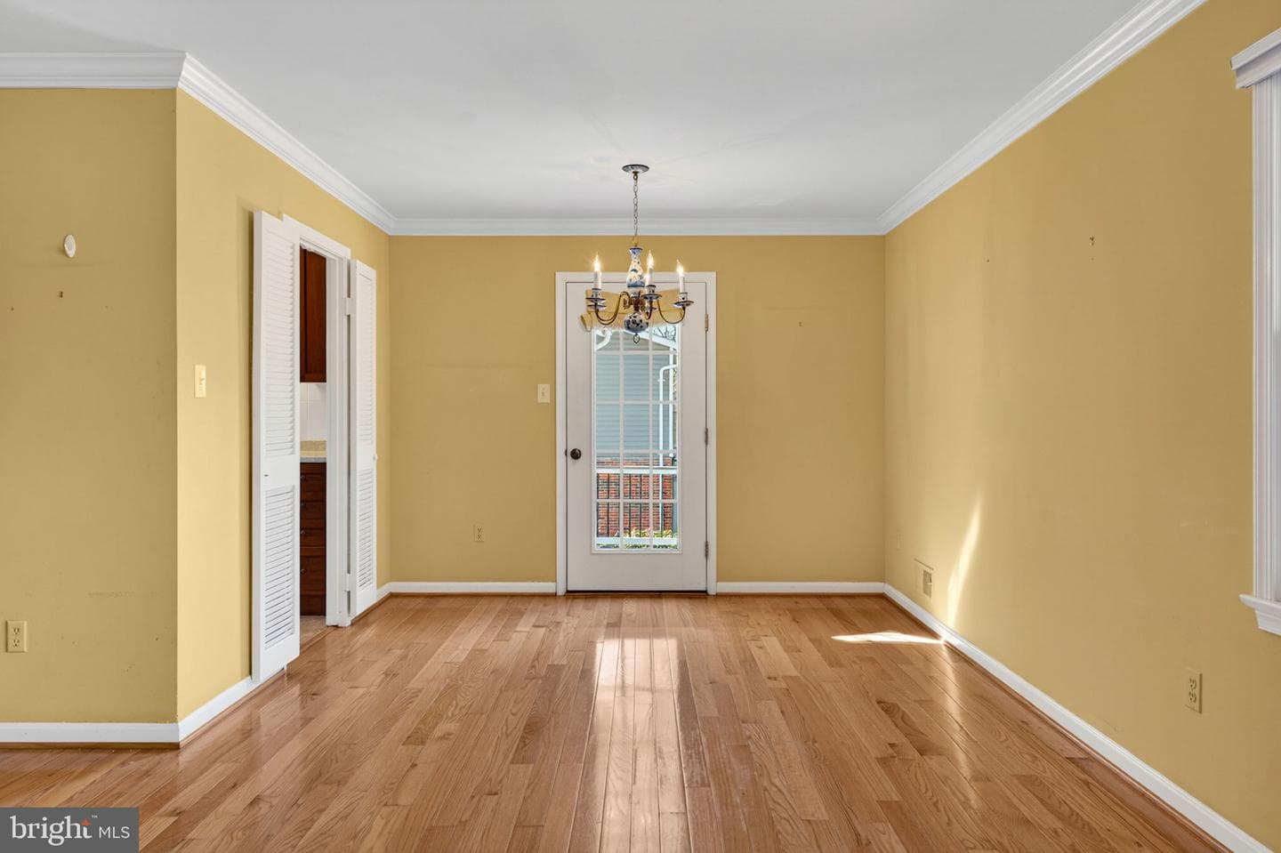 7510 Roxbury Avenue photo 12