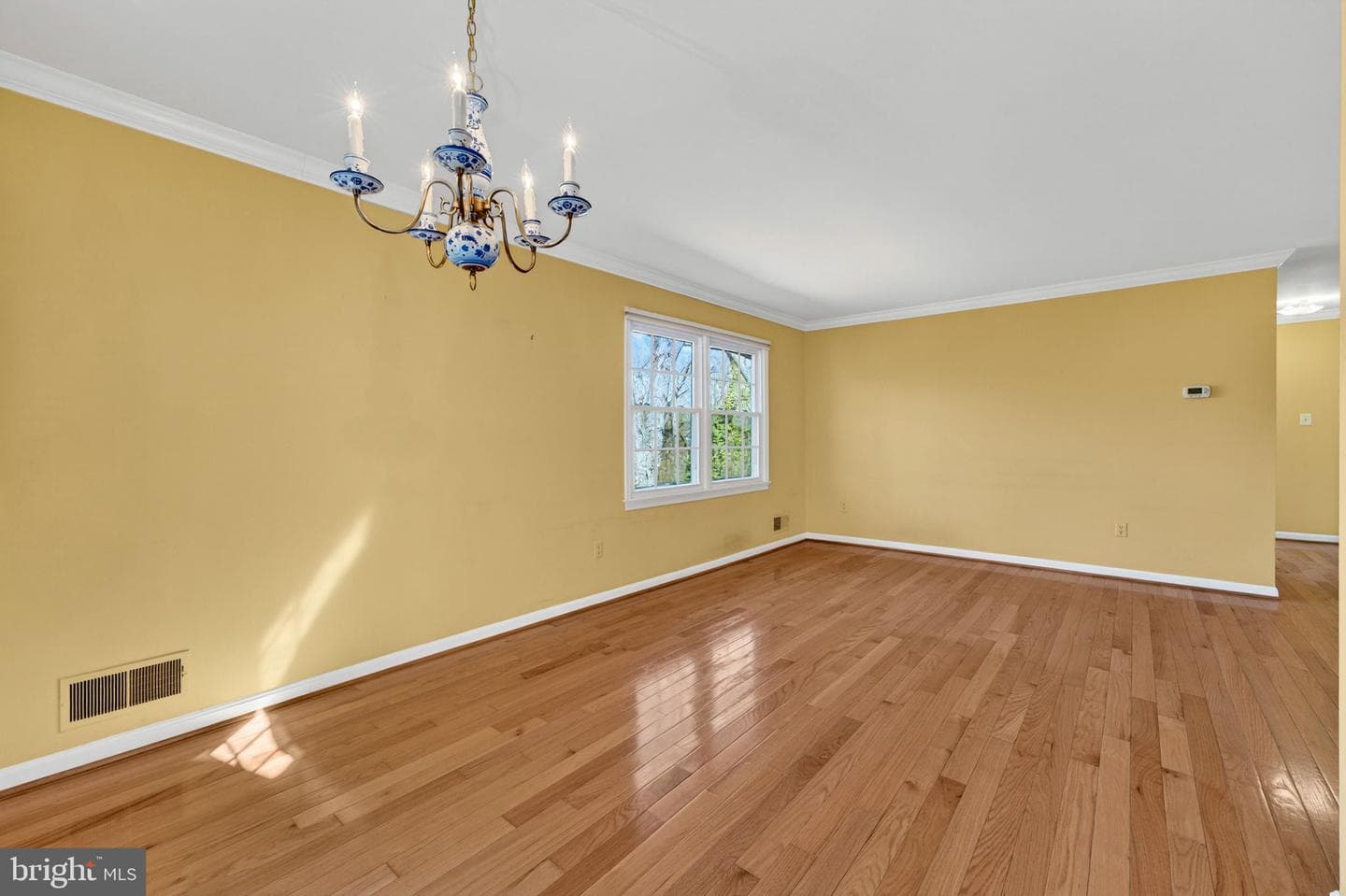 7510 Roxbury Avenue photo 14