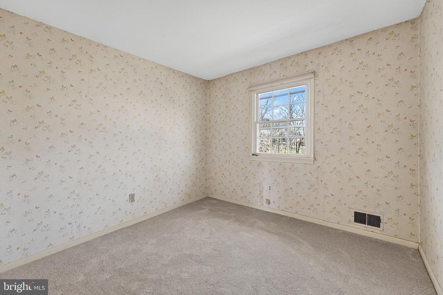7510 Roxbury Avenue photo 31