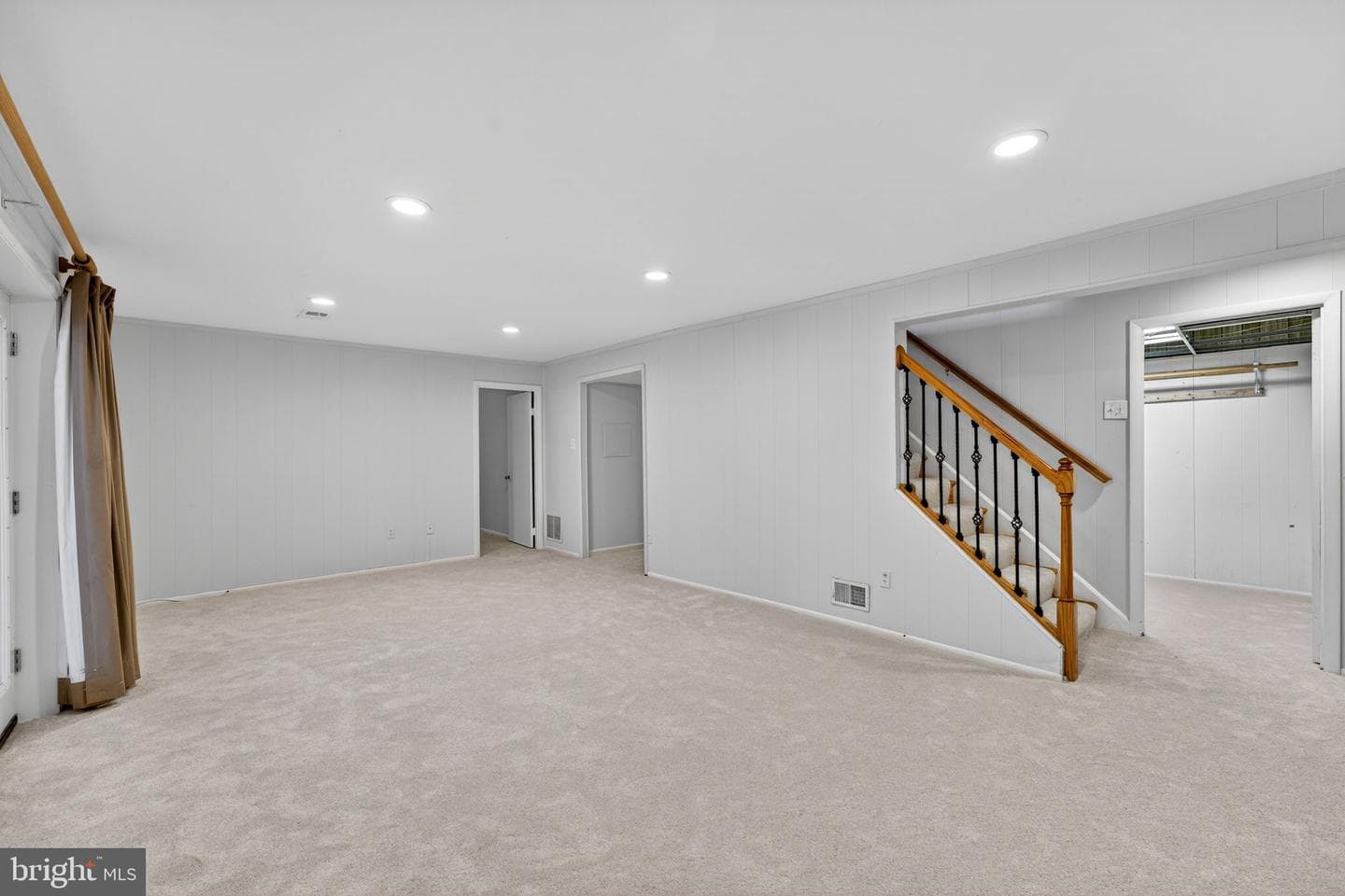 7510 Roxbury Avenue photo 37