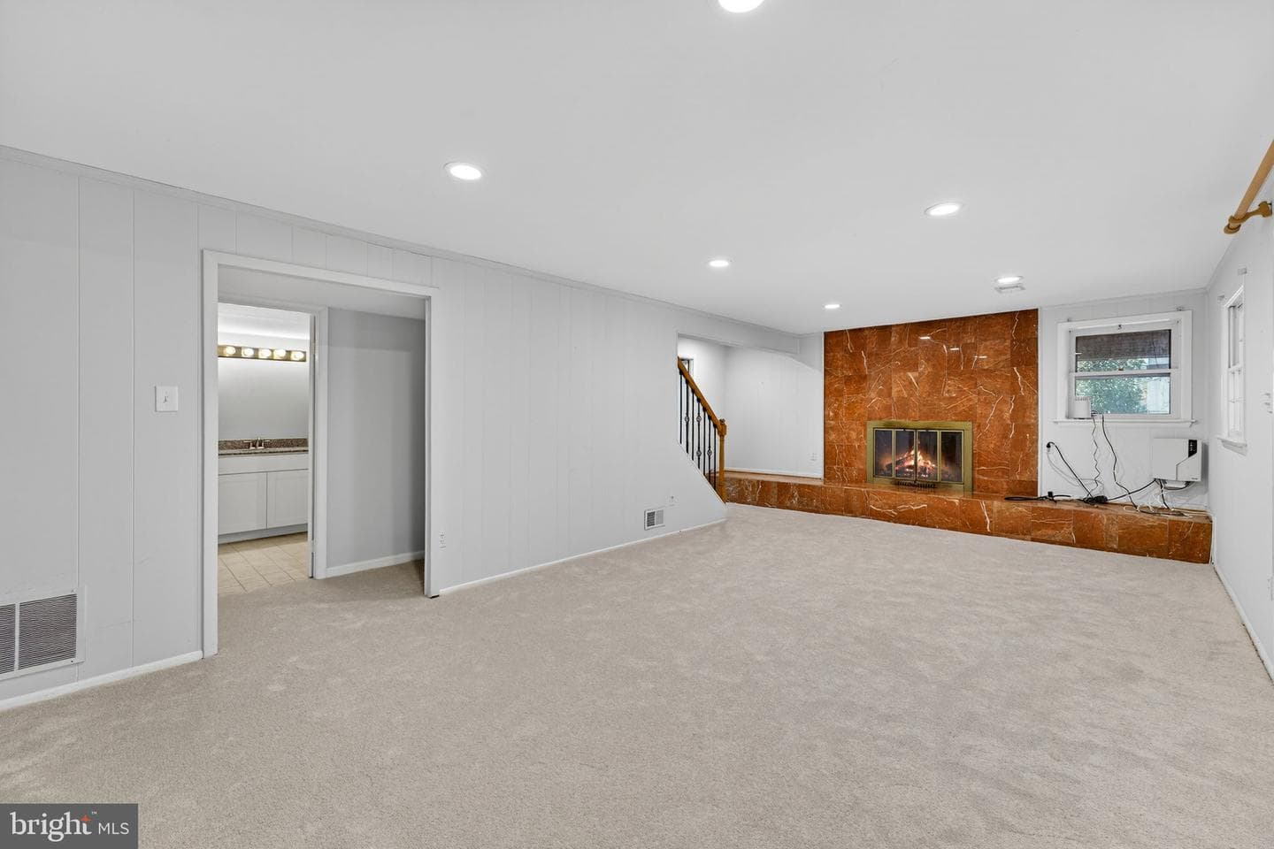 7510 Roxbury Avenue photo 40