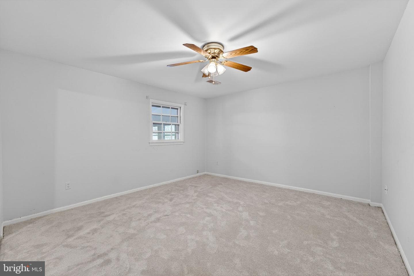 7510 Roxbury Avenue photo 45