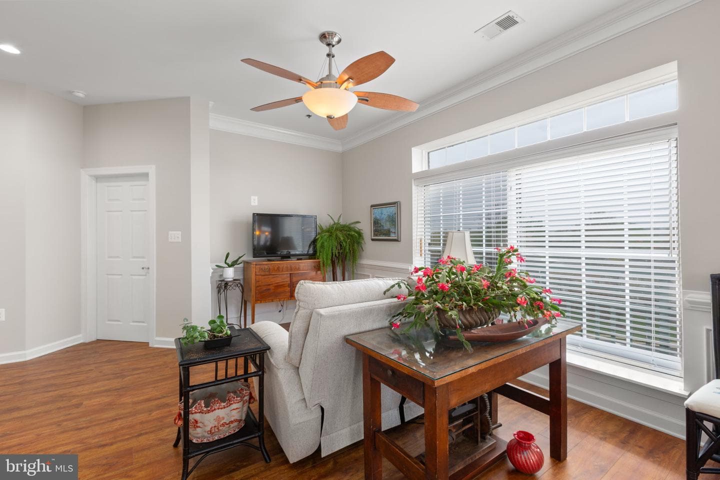 820 Belmont Bay Drive #401 photo 13