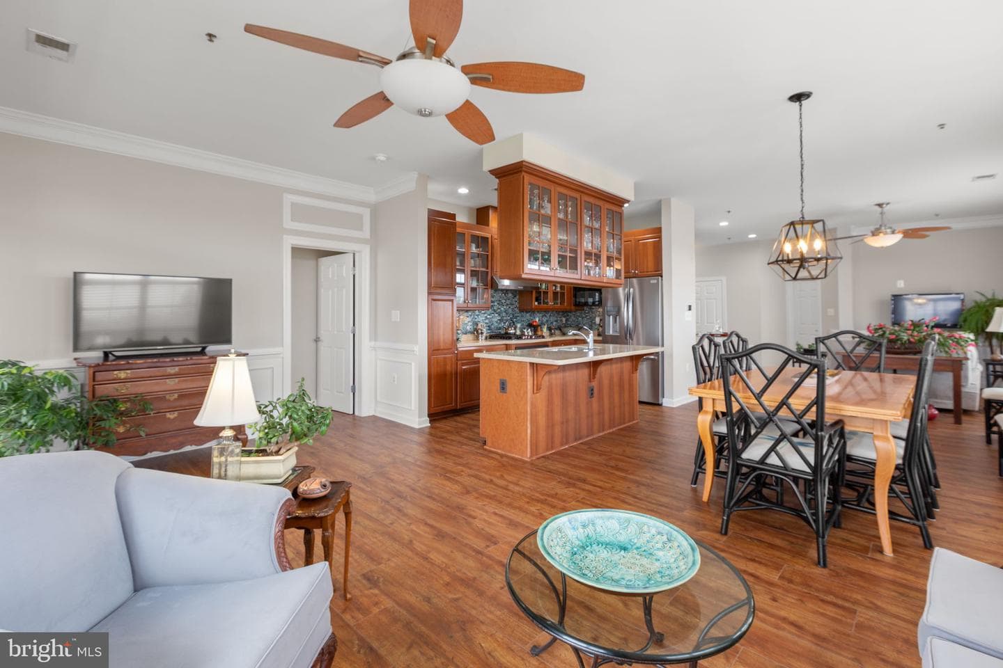 820 Belmont Bay Drive #401 photo 21