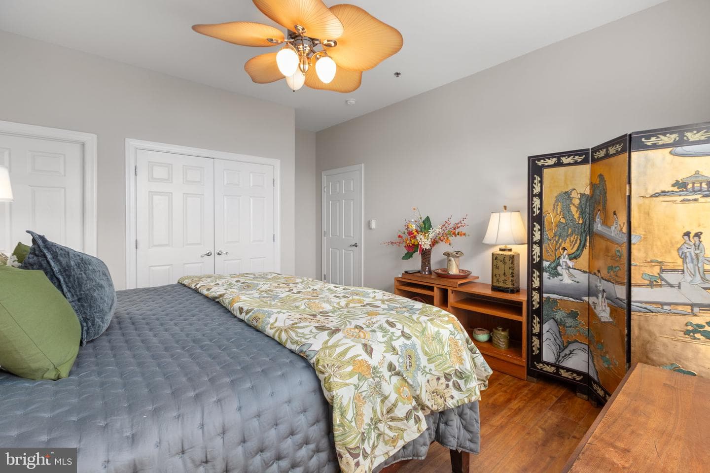 820 Belmont Bay Drive #401 photo 25