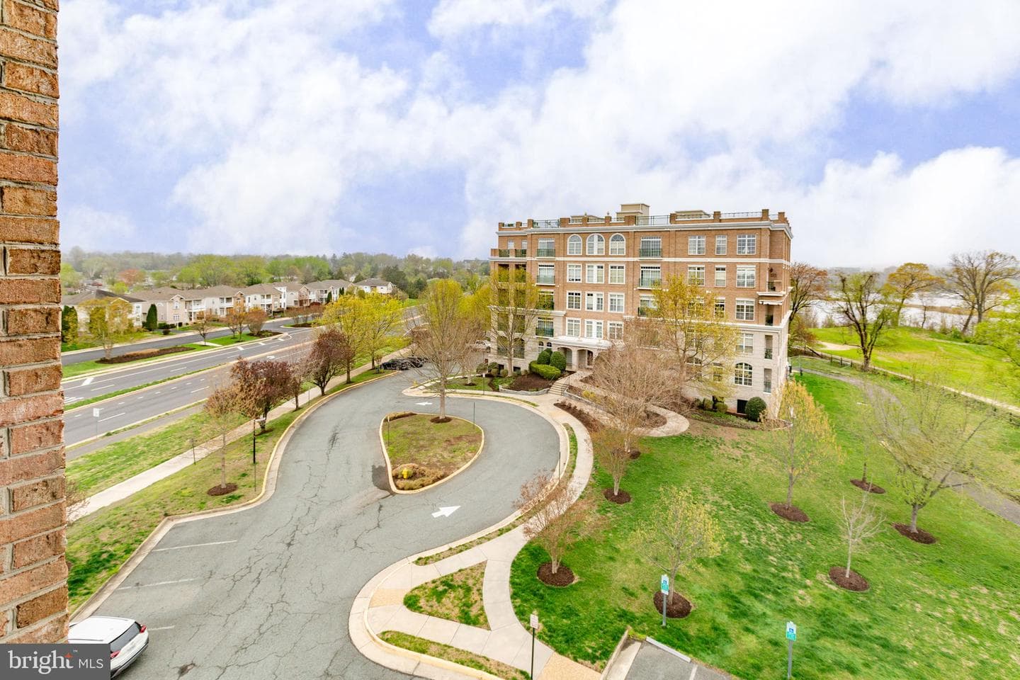 820 Belmont Bay Drive #401 photo 39