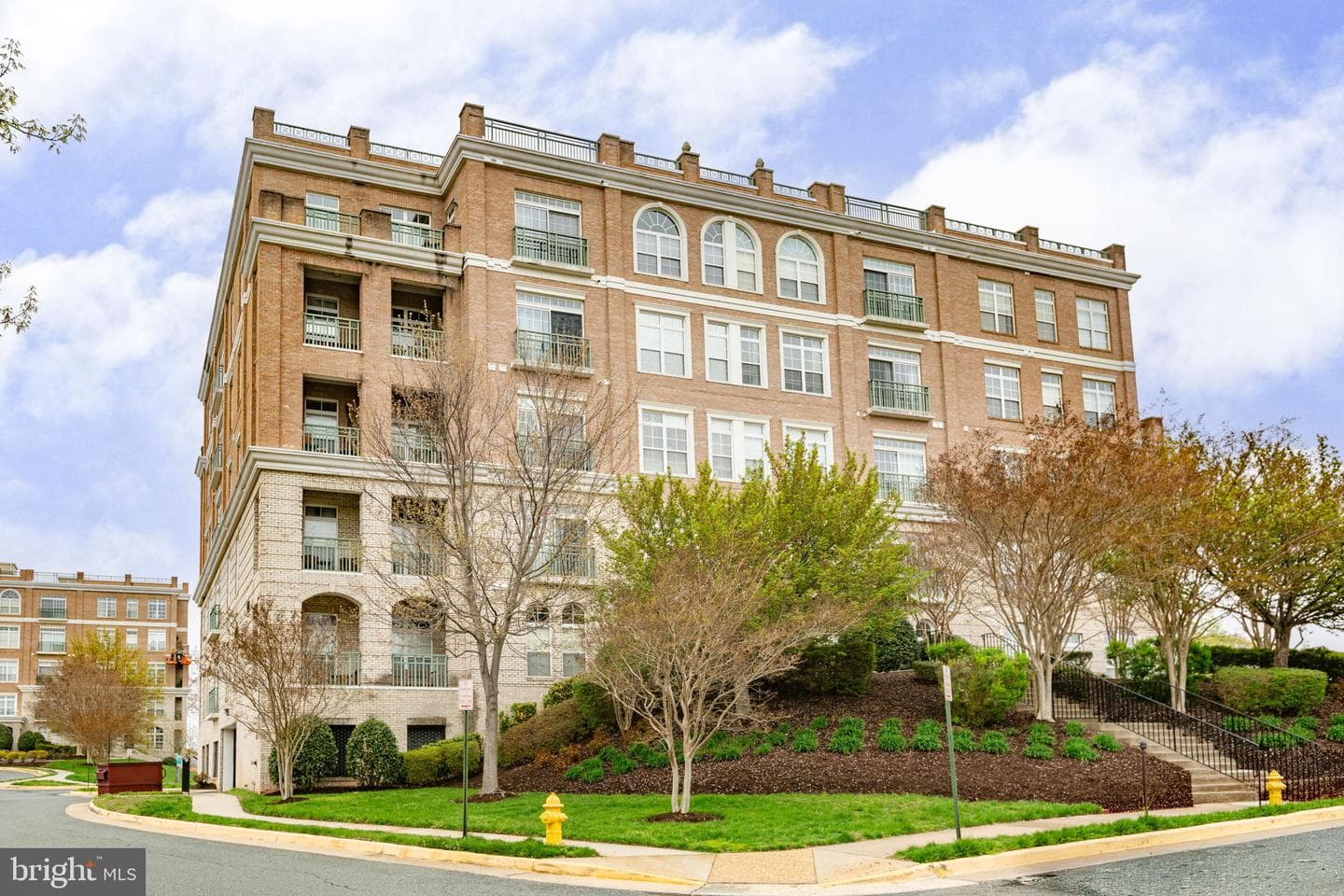 820 Belmont Bay Drive #401 photo 42
