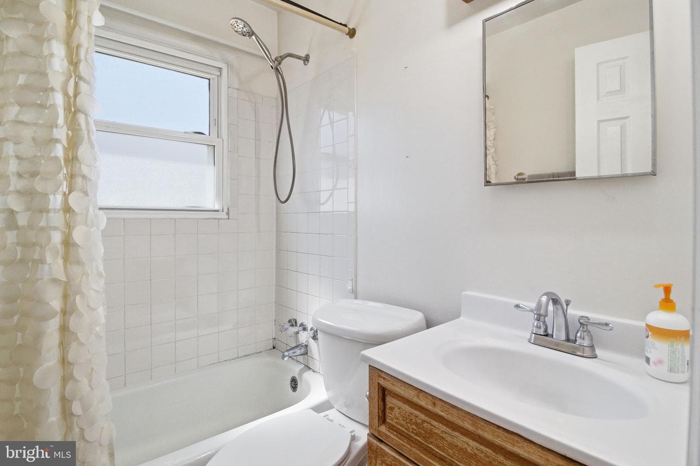 14199 Doris Court photo 8