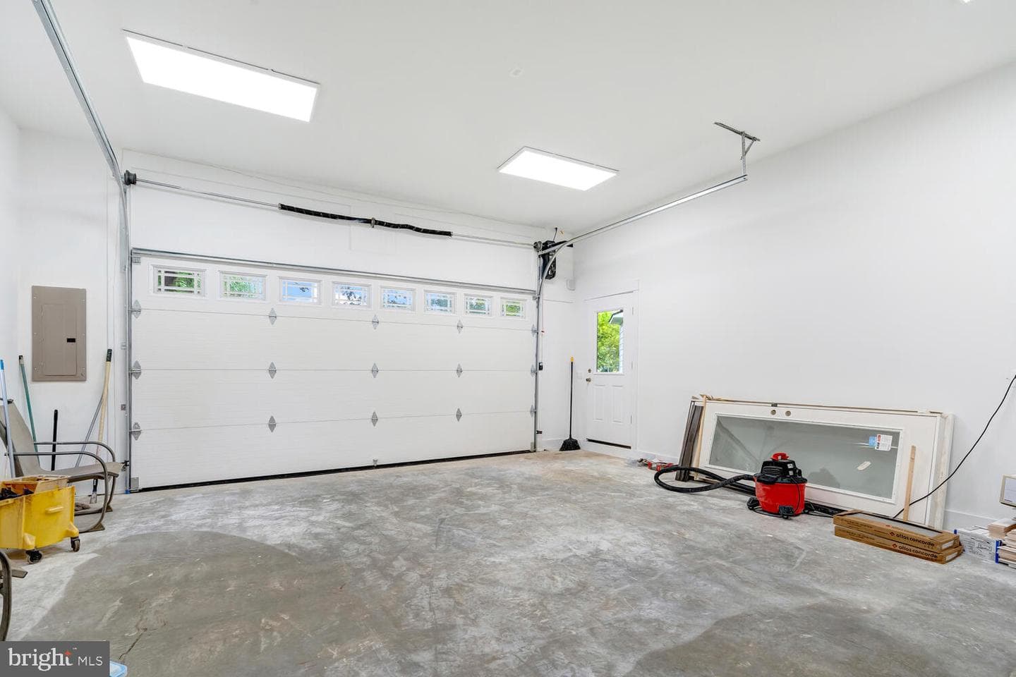 13711 Joyce Road photo 46